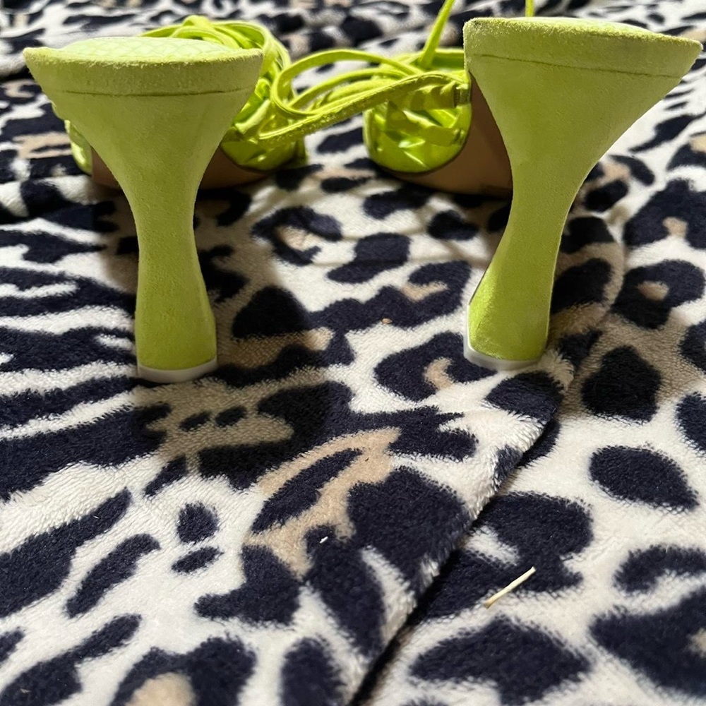 Vince Camuto Roselian heels